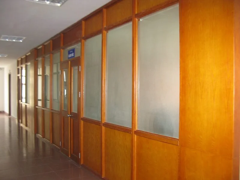 Vách ngăn lửng được lắp đặt tại công ty CP xi măng Thăng Long Vách ngăn lửng được lắp đặt tại công ty CP xi măng Thăng Long
